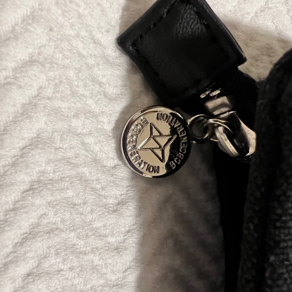 BCBG studded fold over clutch - Picture 4 of 9